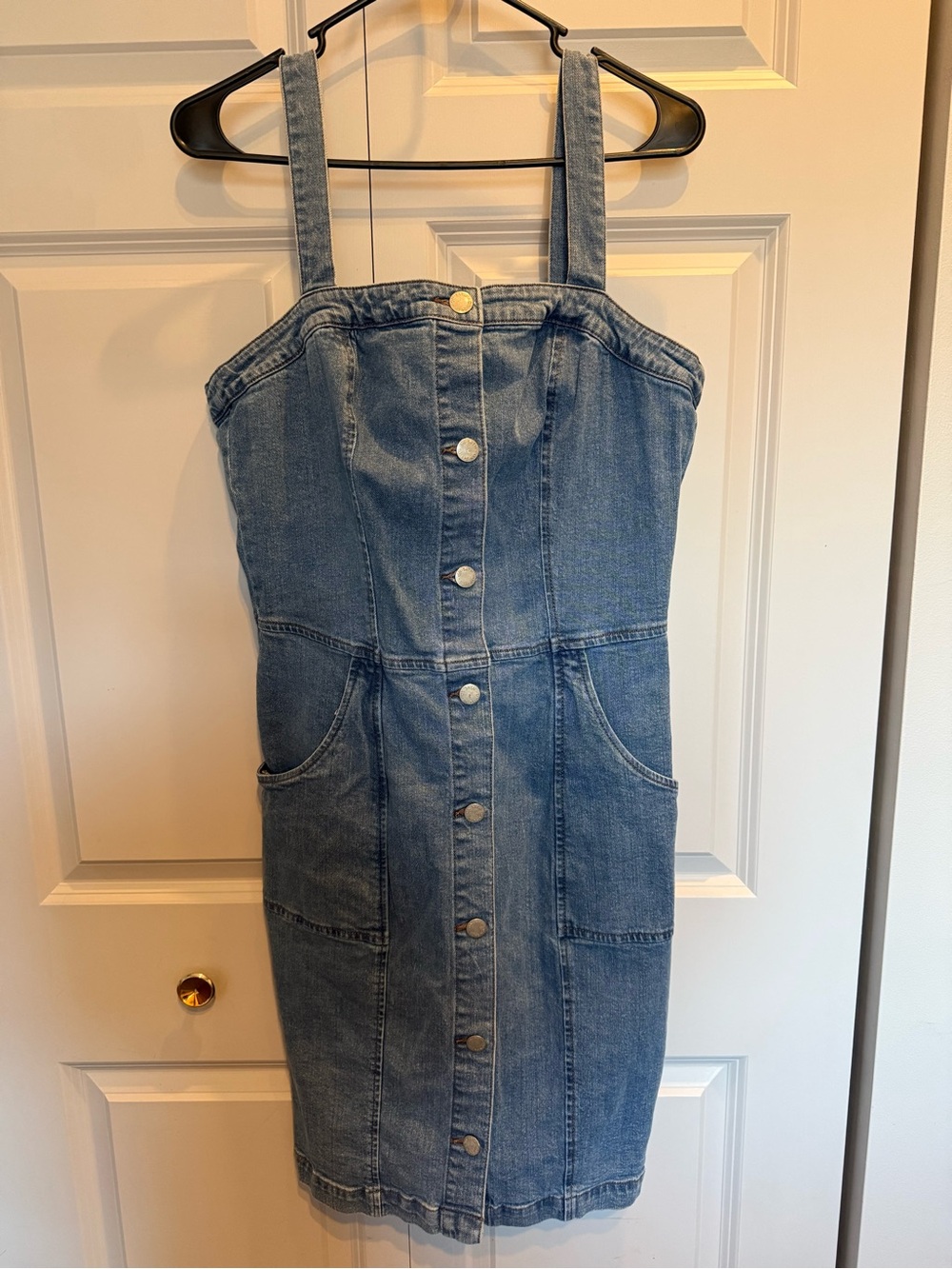 ON 34th - Denim Button-Front Adjustable Strap Sleeveless Dress - Medium